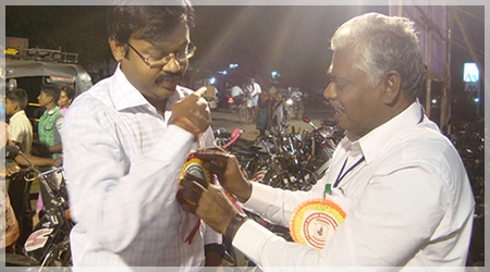 PRincipal greets sub collector